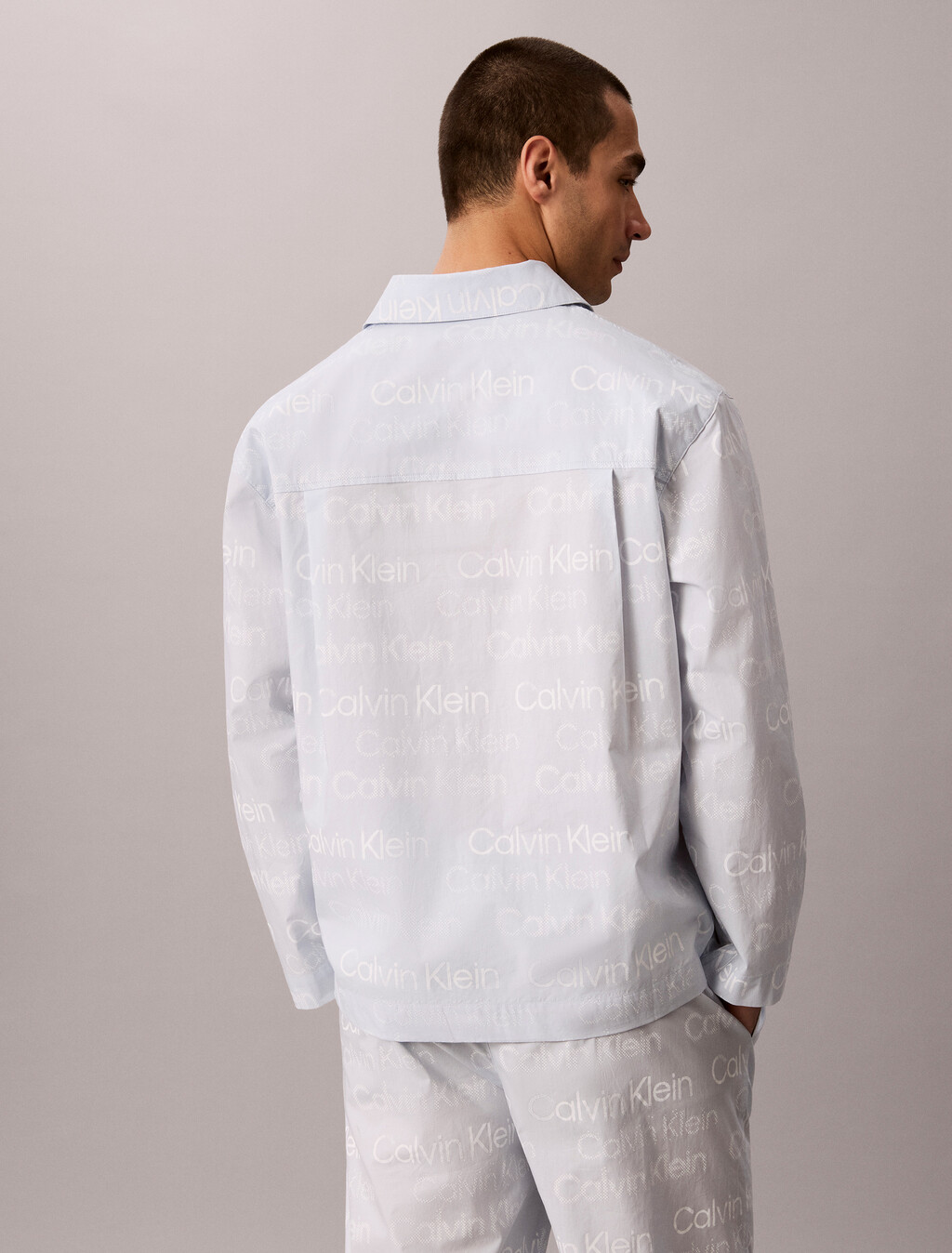 Buy 남성 코튼 포플린 롱 슬리브 버튼 다운 in color Sequin Logo + Plein Air