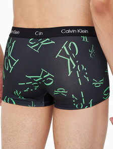 Buy 남성 1996 마이크로 로우라이즈 드로즈 in color BLACK/GREEN