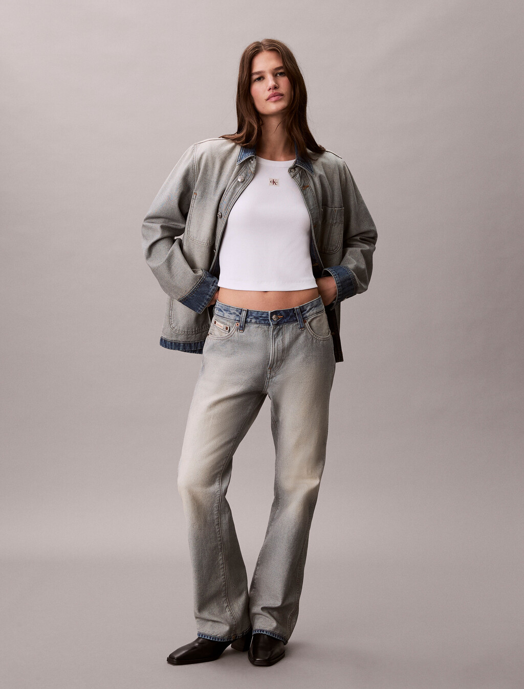 Buy 여성 우븐라벨 베이비립 티 in color BRILLIANT WHITE