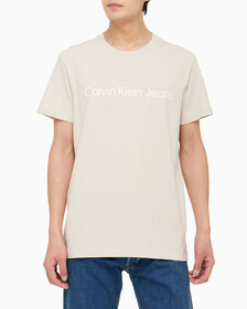 Buy 남성 레귤러핏 인스티튜셔널 로고 스트레치 반팔 티셔츠 in color CLASSIC BEIGE