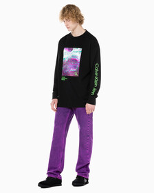 Buy 남성 90's 스트레이트핏 하이퍼 핑크 컬러 데님 in color MID BLUE BACK EMBRO