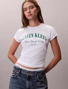 Buy 여성 그래픽 로고 베이비 티 in color BRIGHT WHITE