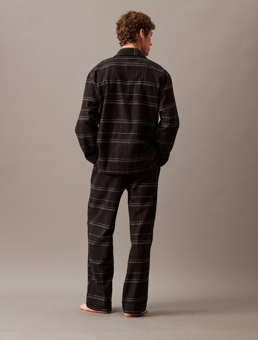 Buy 남성 플란넬 슬립 팬츠 in color BLACK PLAID