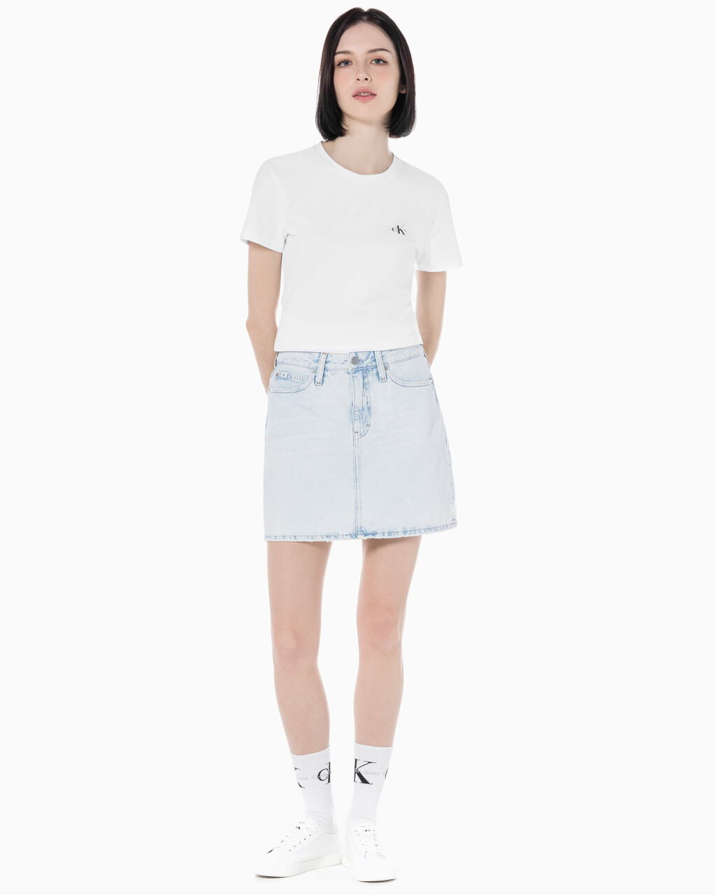 Buy 여성 하이라이즈 미니 데님 스커트 in color 028A CHALKY BLU