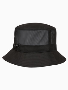 Buy 남성 CKJ 스포츠 에센셜 버킷햇 in color BLACK