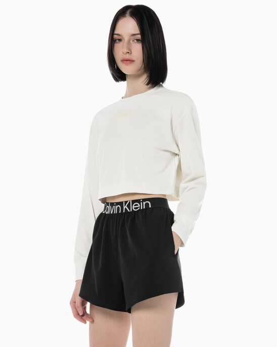 여성 에센셜 크롭 긴팔 티셔츠