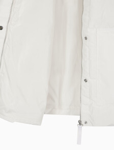 Buy 여성 숏 렝스 스탠드 카라 푸퍼 in color Ivory