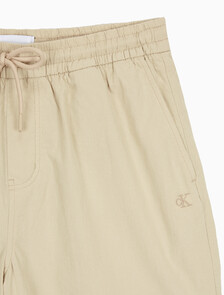 Buy 남성 텍스처드 코튼 쇼츠 in color PALE KHAKI