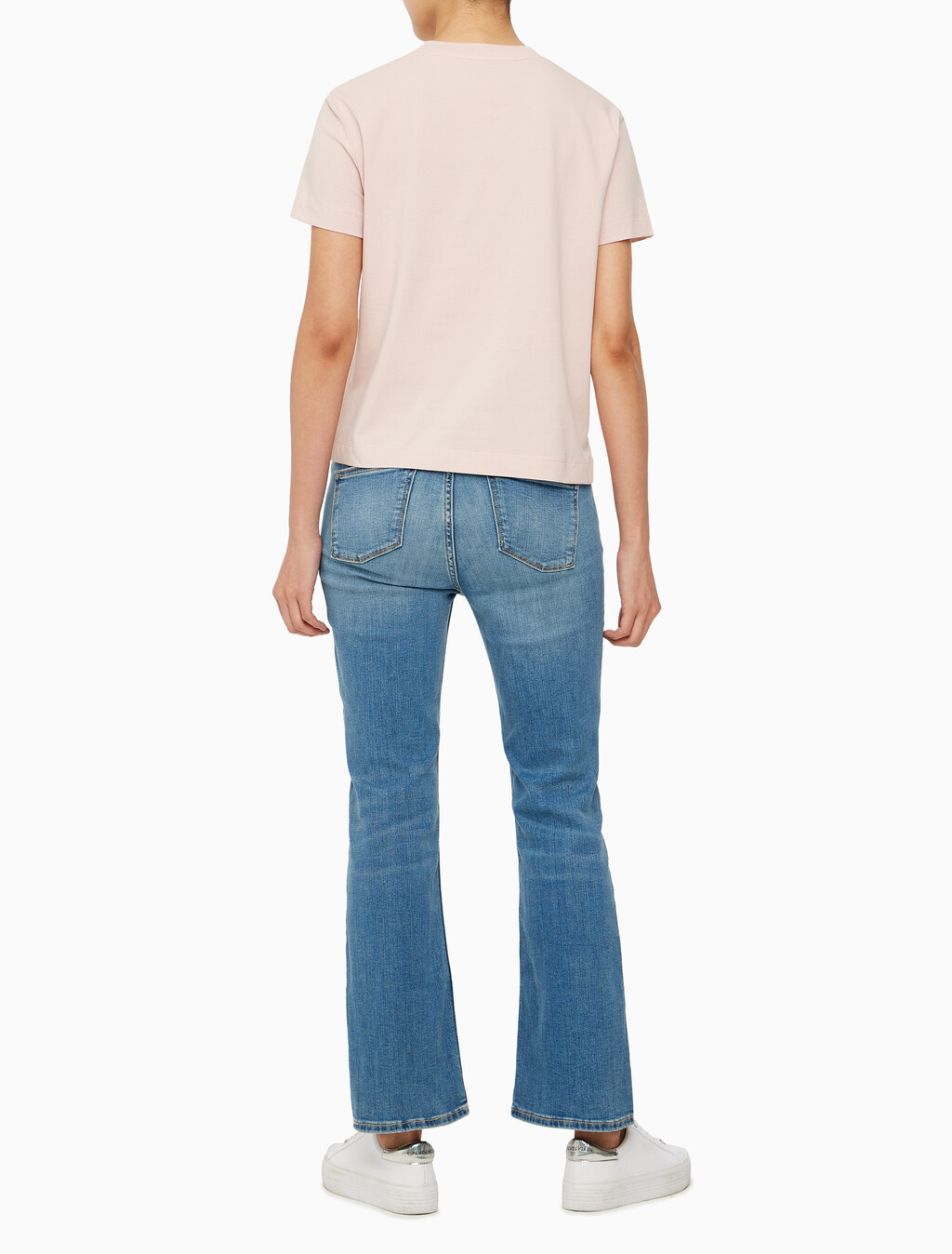 Buy 여성 레귤러핏 스몰 모노그램 로고 반팔 티셔츠  in color PINK