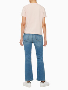 Buy 여성 레귤러핏 스몰 모노그램 로고 반팔 티셔츠  in color PINK