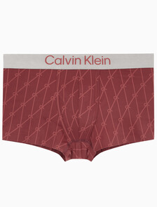 Buy 남성 브러시드 마이크로 져지 로우 라이즈 트렁크 in color NETTED LOGO+DEEP MINERAL RED
