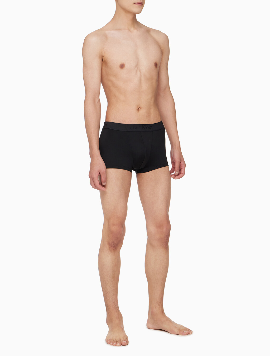 Buy 남성 CK 블랙 웰니스 로우라이즈 드로즈 in color BLACK