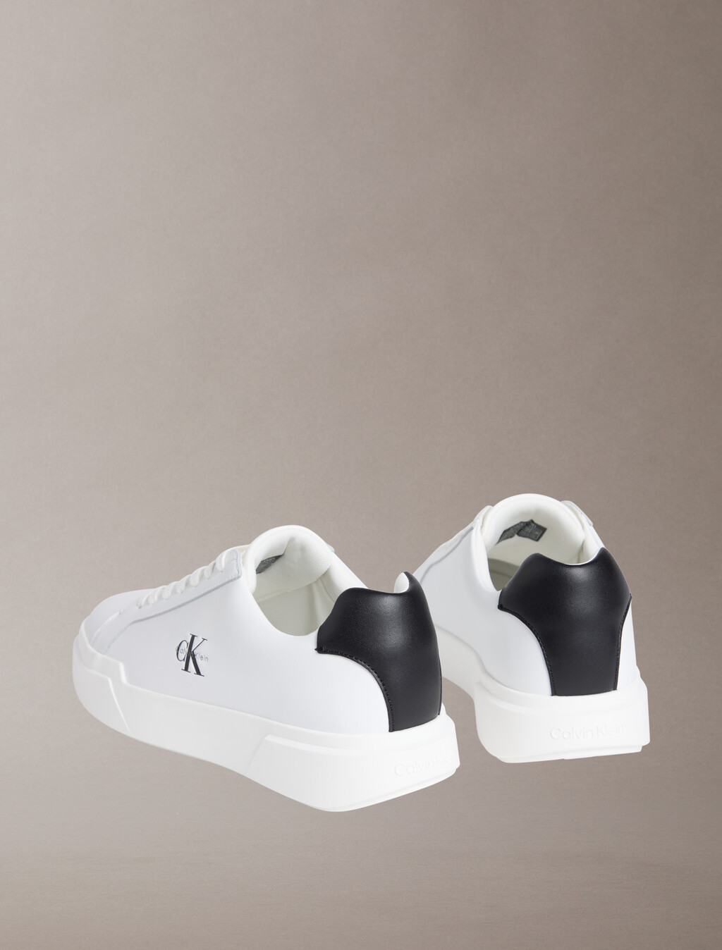 Buy 남성 미네르바 청키 레더 레이스업 컵솔 스니커즈 in color White/Black/White