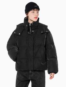 Buy 여성 디터쳐블 후디 다운 푸퍼 in color CK BLACK