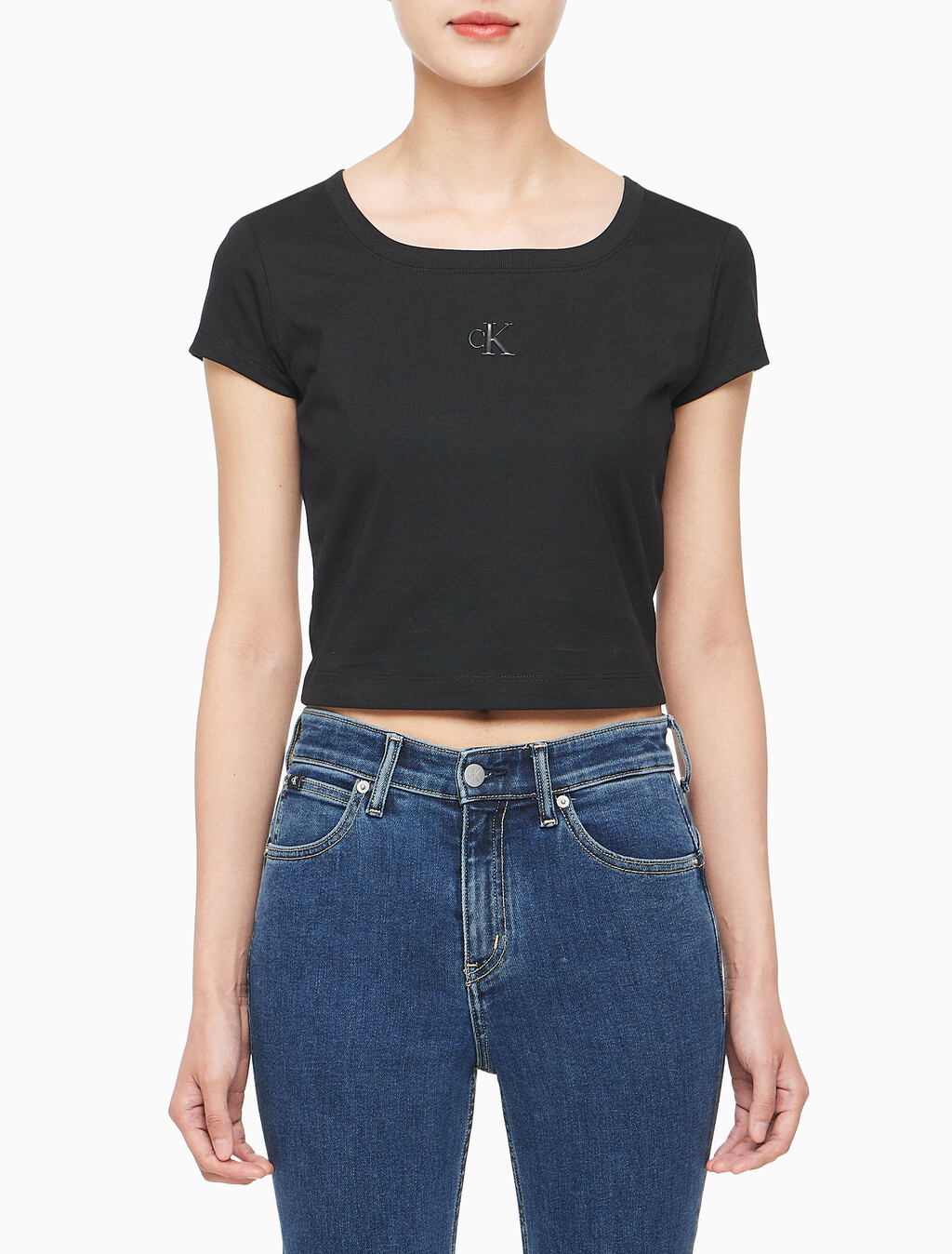 Buy 여성 쿨링 로고 베이비 티셔츠 in color CK BLACK