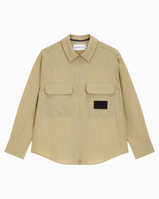Buy 남성 오버사이즈핏 프리미엄 에센셜 집업 셔츠 in color TRAVERTINE