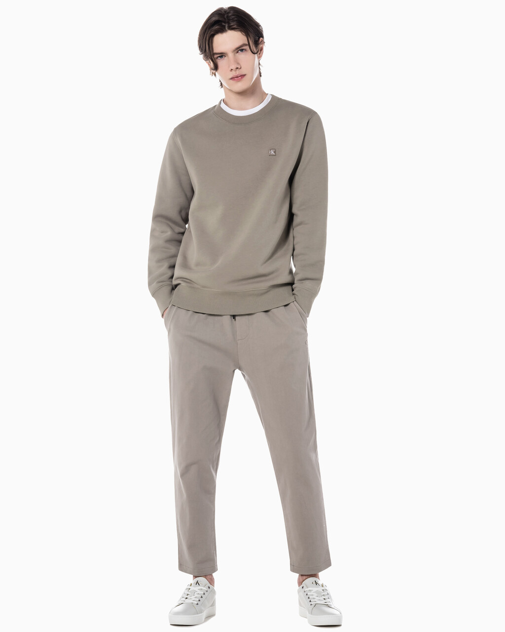 Buy 남성 슬림핏 드로코드 치노 팬츠 in color PERFECT TAUPE