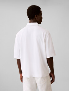 Buy 남성 릴렉스드핏 쿨링 피크 엠보스드 폴로 티 in color BRIGHT WHITE