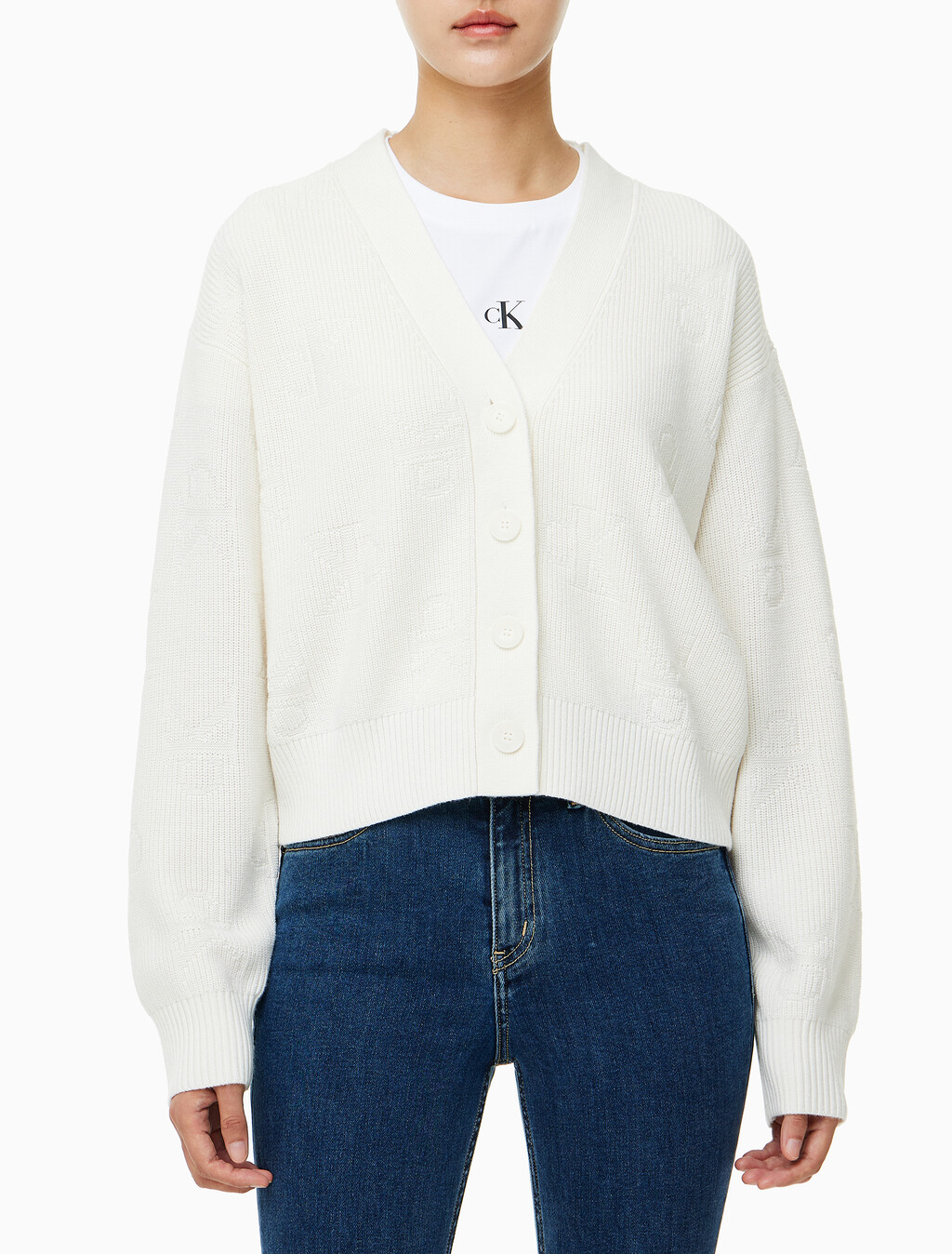 Buy 여성 AOP 스웨터 가디건 in color WHITE