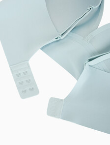 Buy 여성 인비져블 테일러드 NSE AF 트라이앵글 브라 in color Light blue