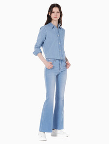 Buy 여성 하이라이즈 플레어핏 라이트블루 37.5 기능성 데님 in color CHALKY BLUE