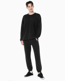 Buy 남성 릴렉스 핏 에센셜 스웻팬츠 in color BLACK