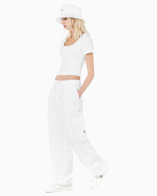 Buy 여성 소프트터치 화이트 카고 팬츠 in color BRIGHT WHITE