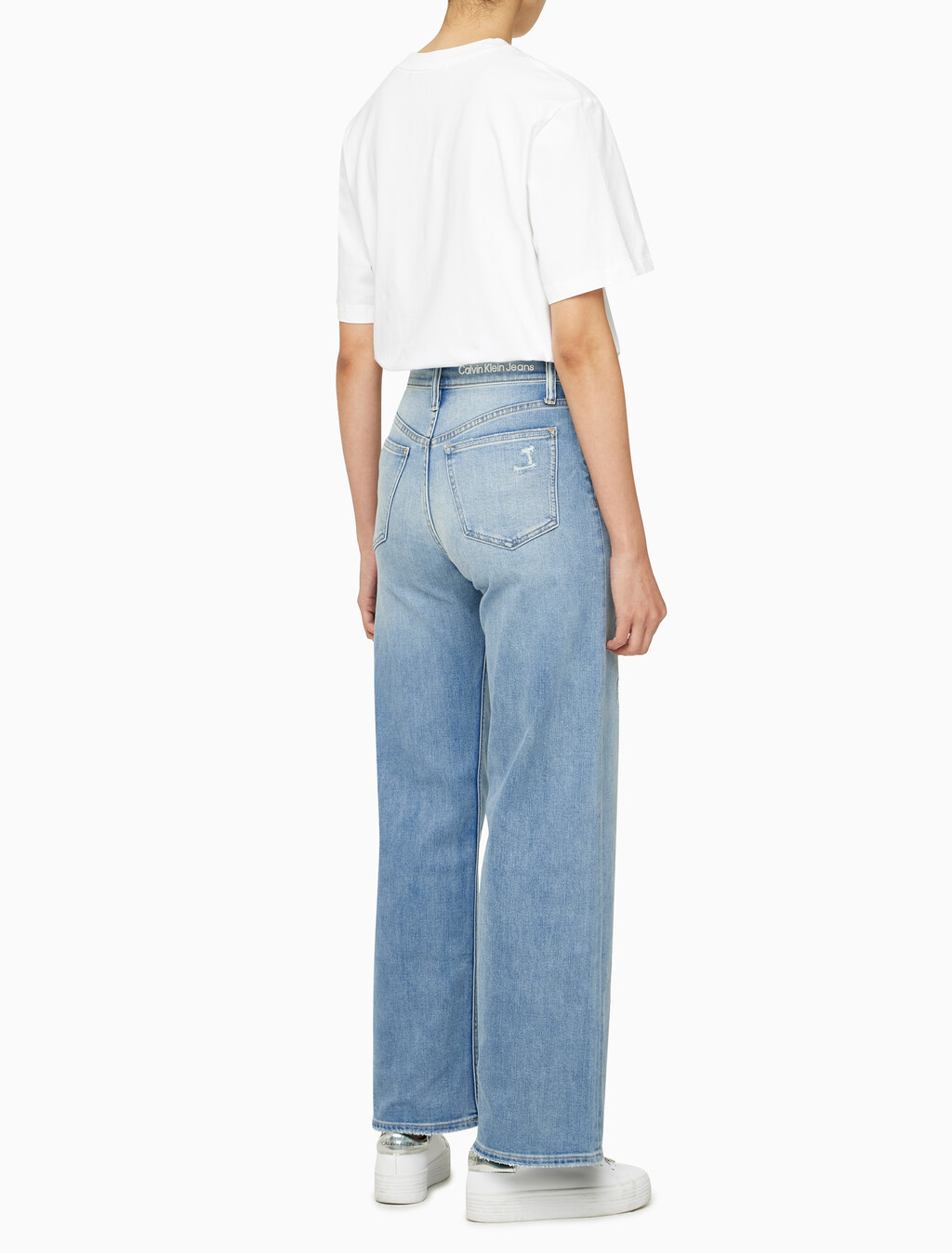 Buy 여성 하이라이즈 와이드핏 라이트블루 37.5 기능성 데님 in color CHALKY BLUE