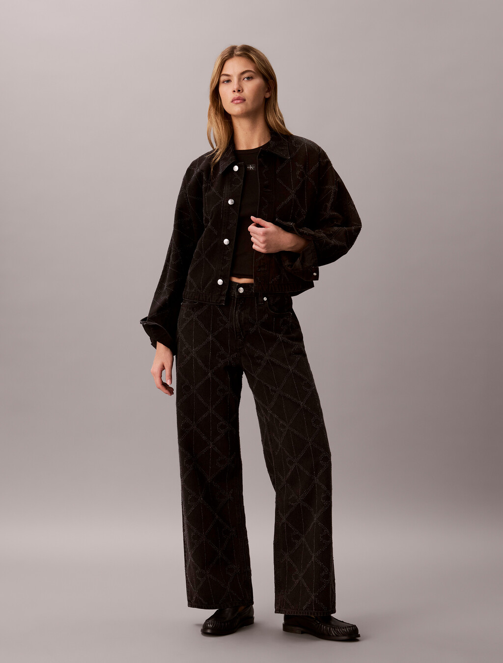 Buy 여성 돌먼 트러커 CK 니들 펀치 블랙 데님 자켓 in color CK WORN BLACK