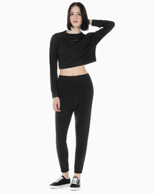 Buy 여성 레귤러 핏 에센셜 스웻팬츠 in color BLACK