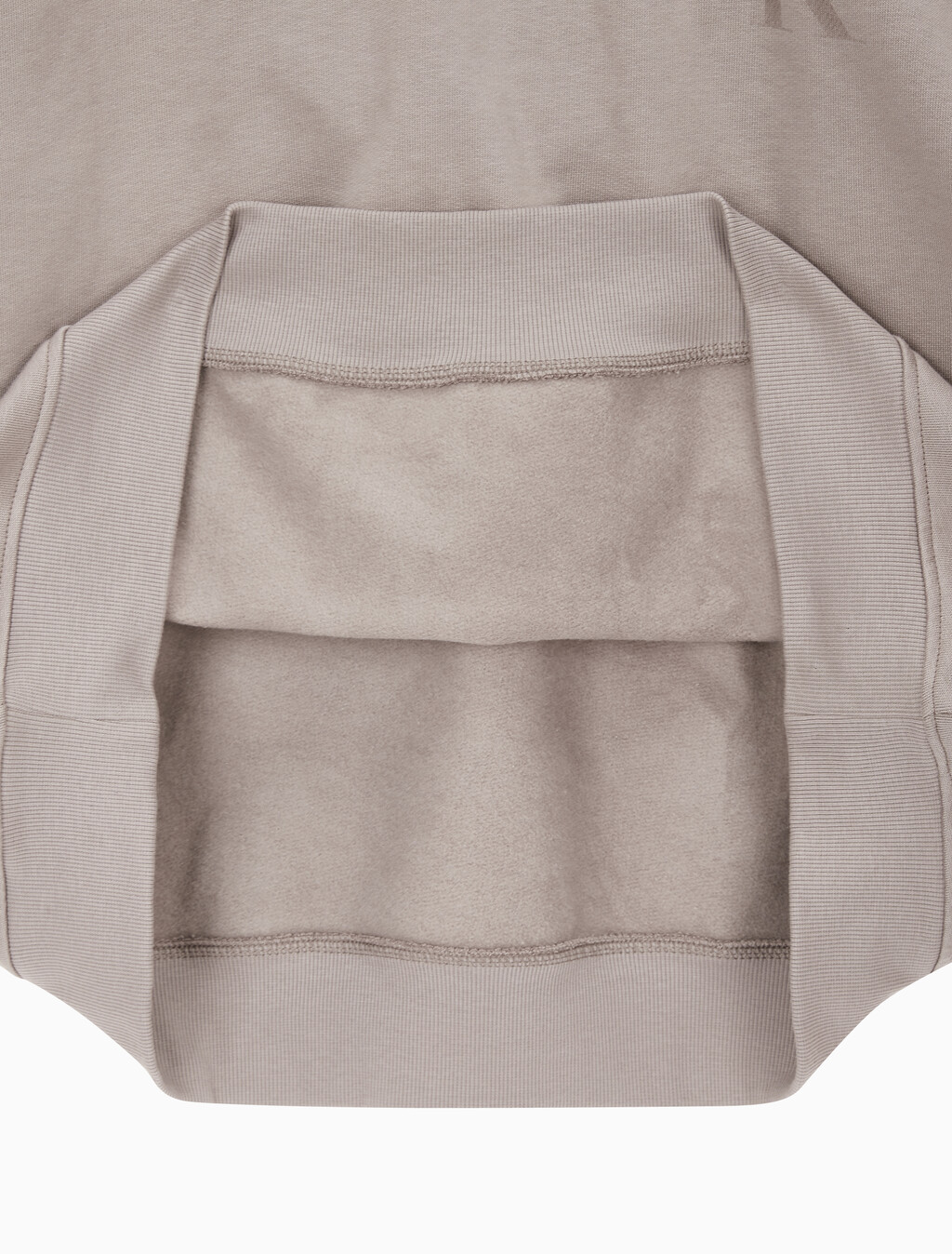 Buy 남녀공용 모노그램 로고 하프 집업 스웨트셔츠 in color PERFECT TAUPE