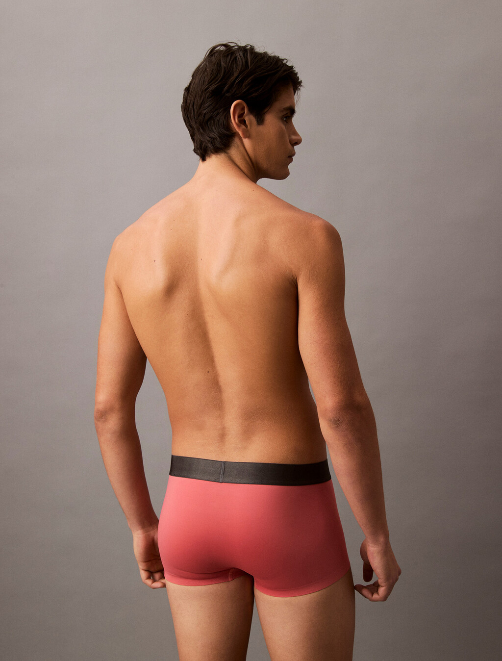 Buy 남성 브러시드 마이크로파이버 스트레치 로우 라이즈 트렁크 in color ANTIQUE PINK