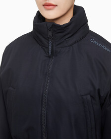 Buy 여성 크롭 패디드 재킷 in color BLACK