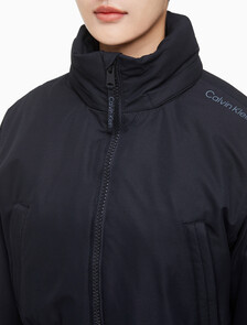 Buy 여성 크롭 패디드 재킷 in color BLACK