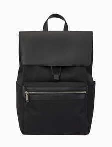 Buy 남성 컨트라스트 플랩 백팩 in color BLACK