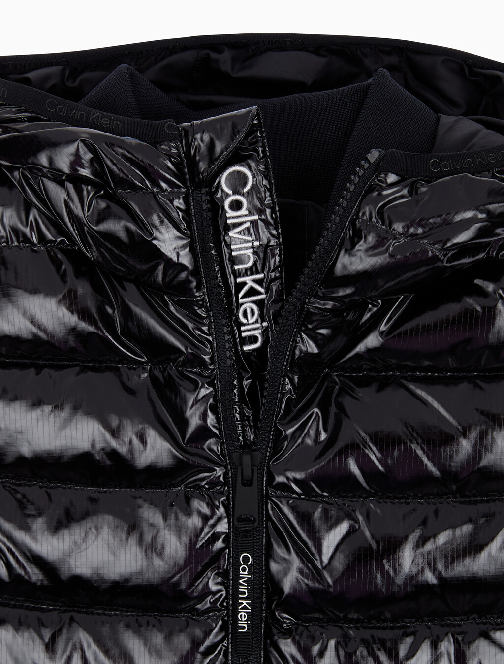 Buy 여성 슬림핏 다운 베스트 in color BLACK