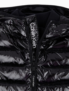 Buy 여성 슬림핏 다운 베스트 in color BLACK