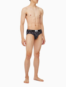 Buy 남성 1996 마이크로 힙브리프 in color BLACK/WHITE PRINT