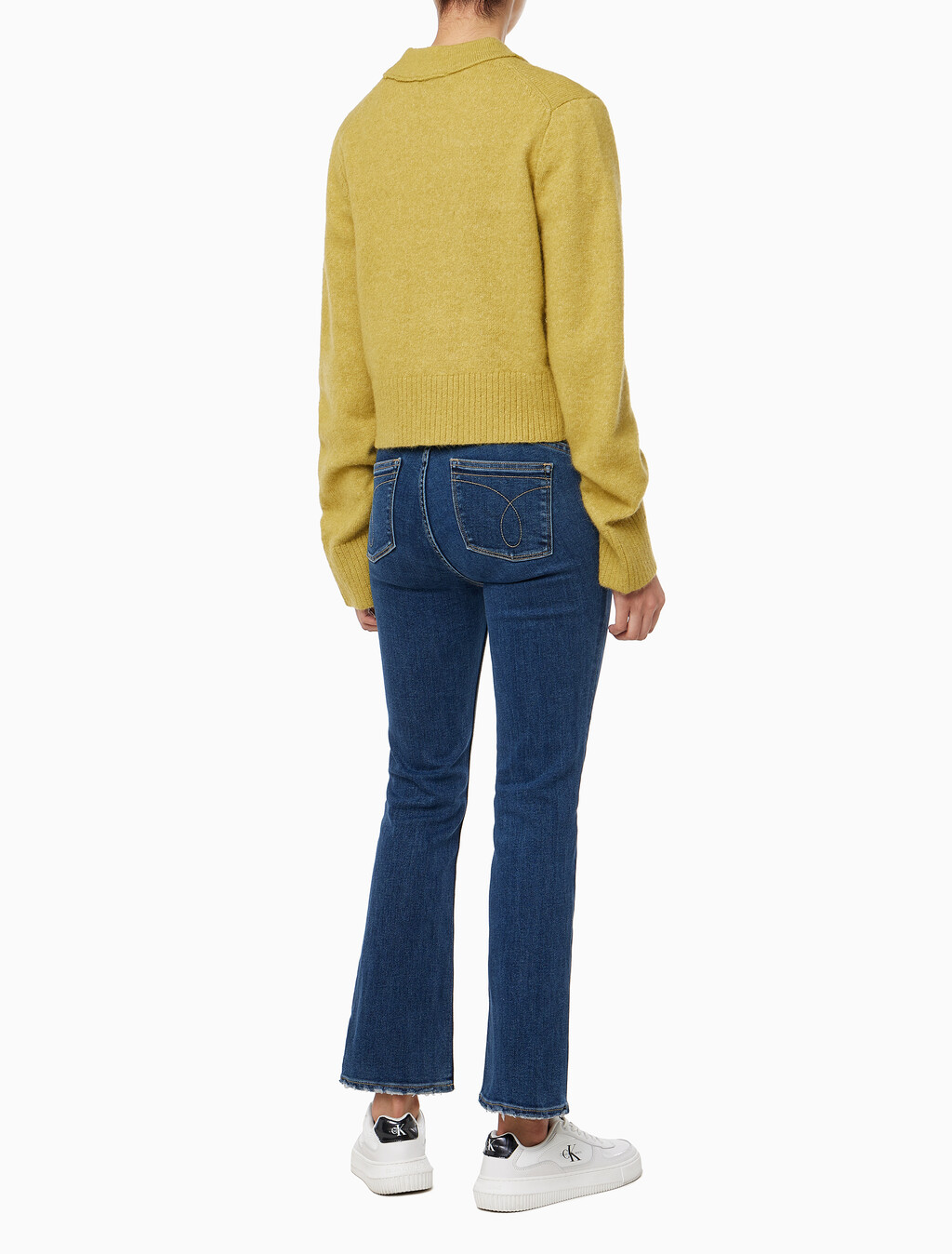 Buy 여성 플러피 얀 스웨터 가디건 in color MUSTARD