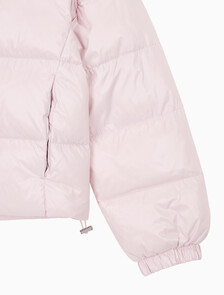 Buy 여성 매트 블라킹 샤인 다운 자켓 in color Pink