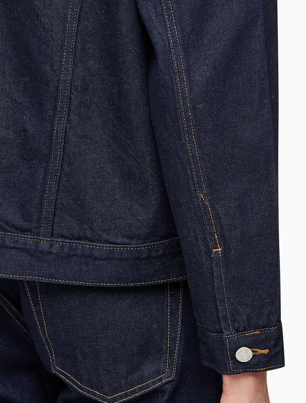 Buy 남성 유틸리티 데님 자켓 in color CK RAW SELVEDGE