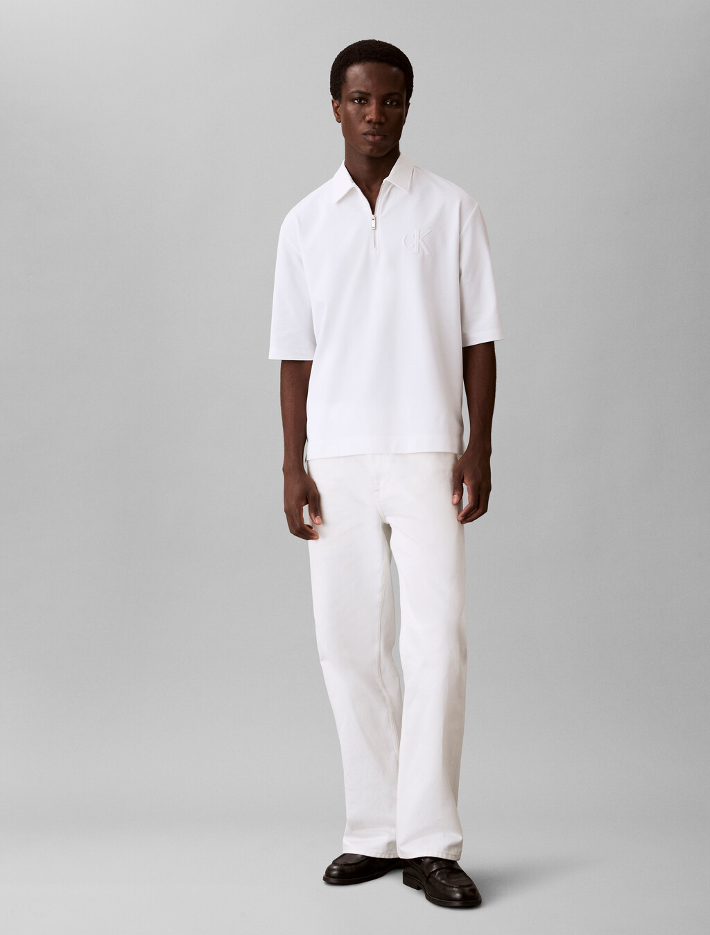 Buy 남성 릴렉스드핏 쿨링 피크 엠보스드 폴로 티 in color BRIGHT WHITE