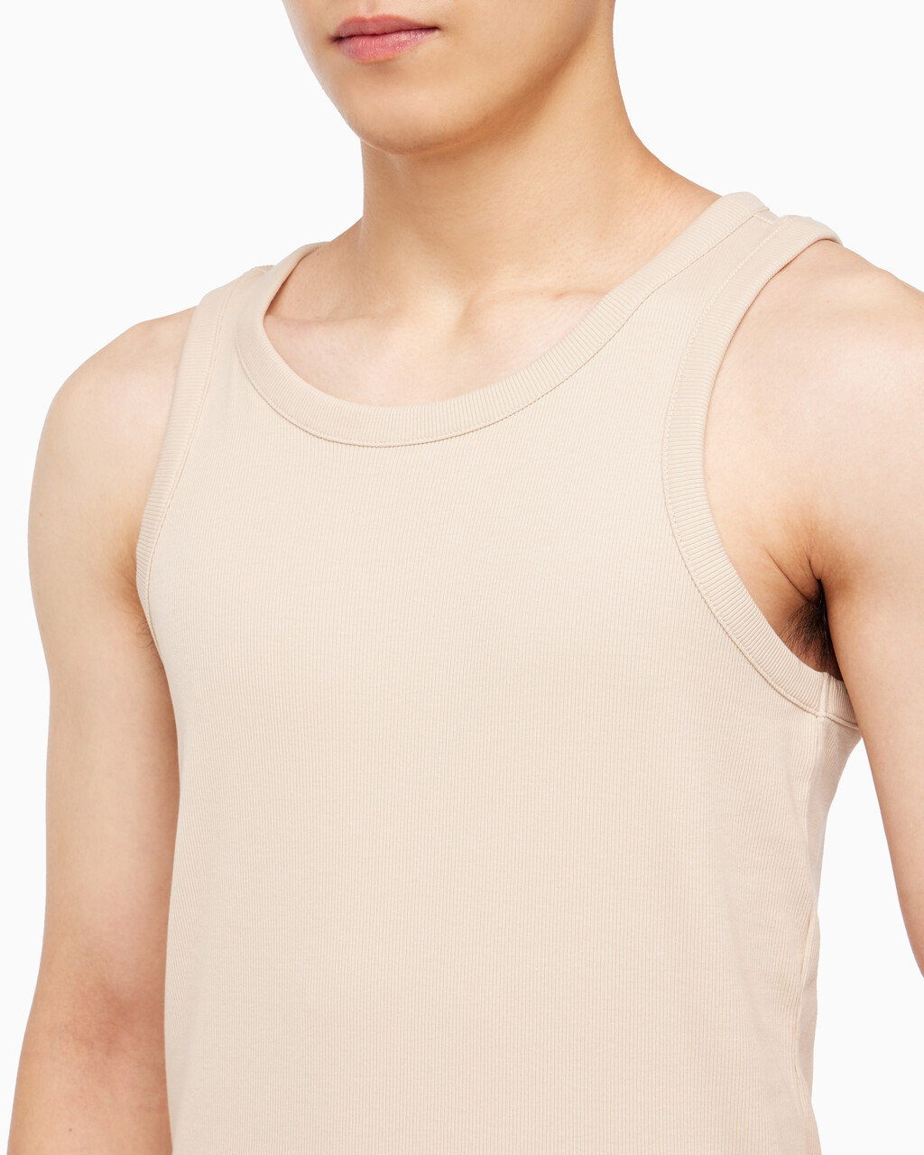 Buy 남성 로고탭 레이서백 슬리브리스 티셔츠 in color CLASSIC BEIGE