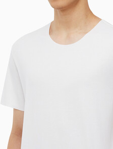 Buy 남성 CK 블랙 코튼 숏 슬리브 크루넥 탑 in color WHITE