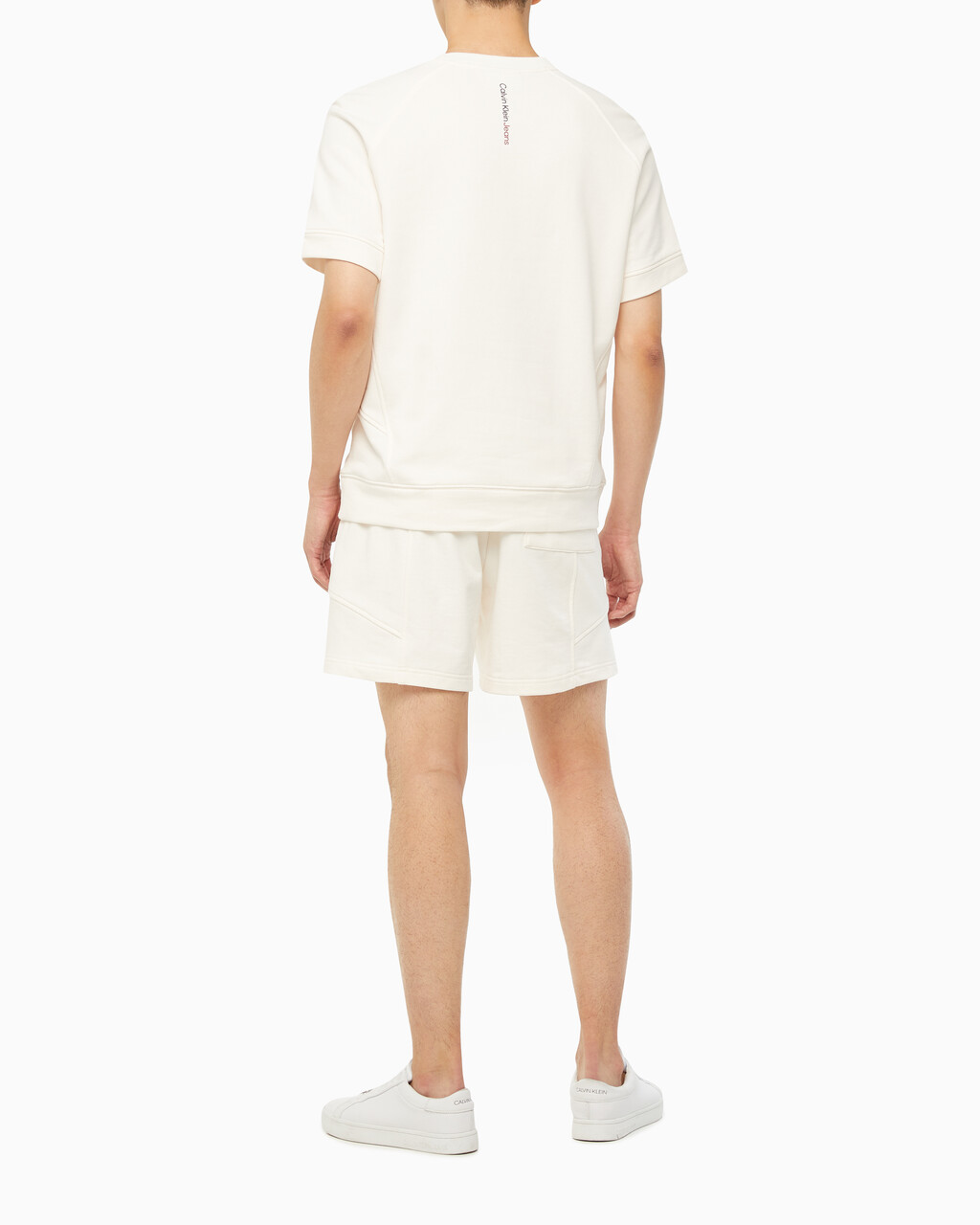 Buy 남성 레귤러핏 오프 플레이스드 모노그램 스웨트 반팔 티셔츠 in color ANCIENT WHITE