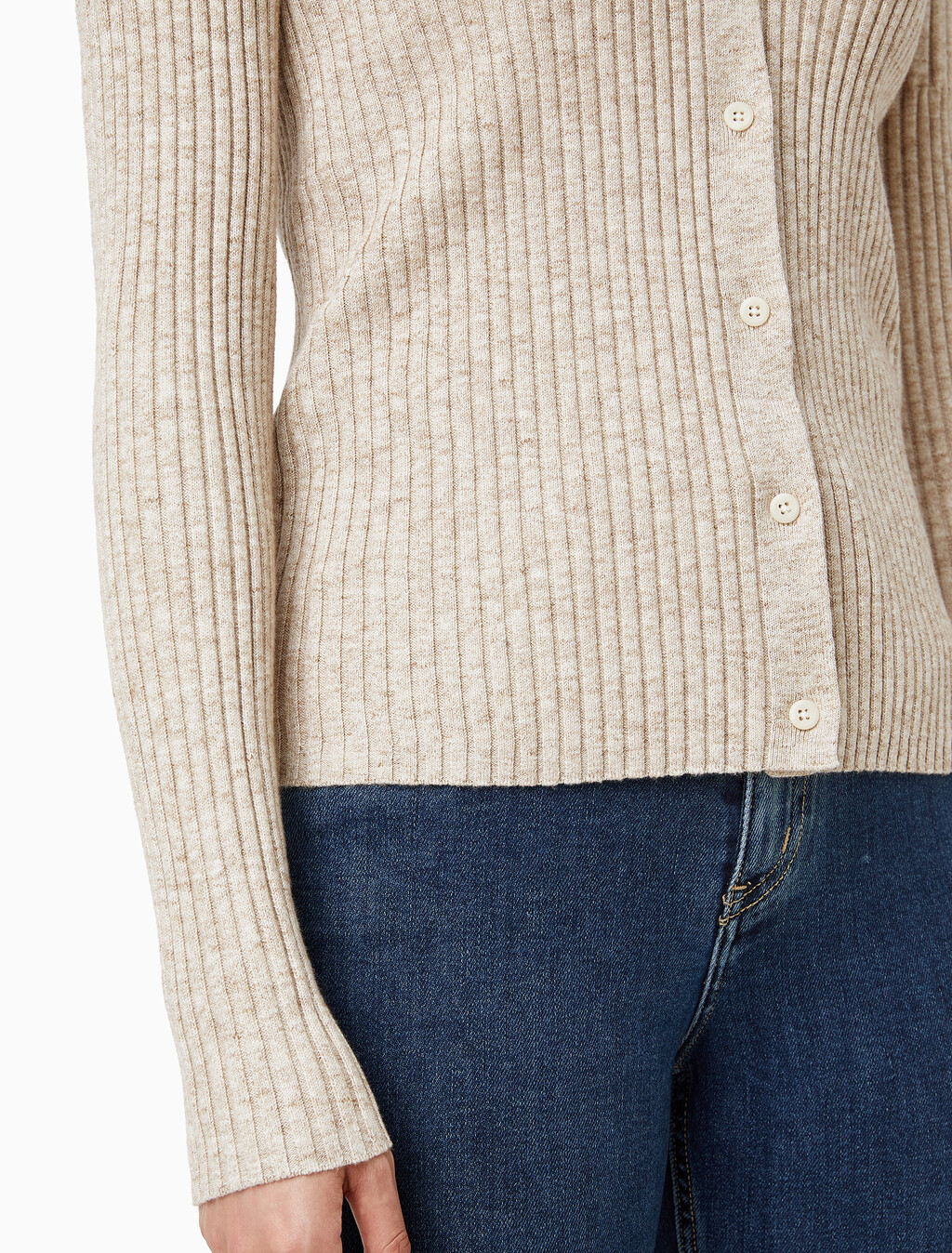 Buy 여성 립 가디건 in color Beige