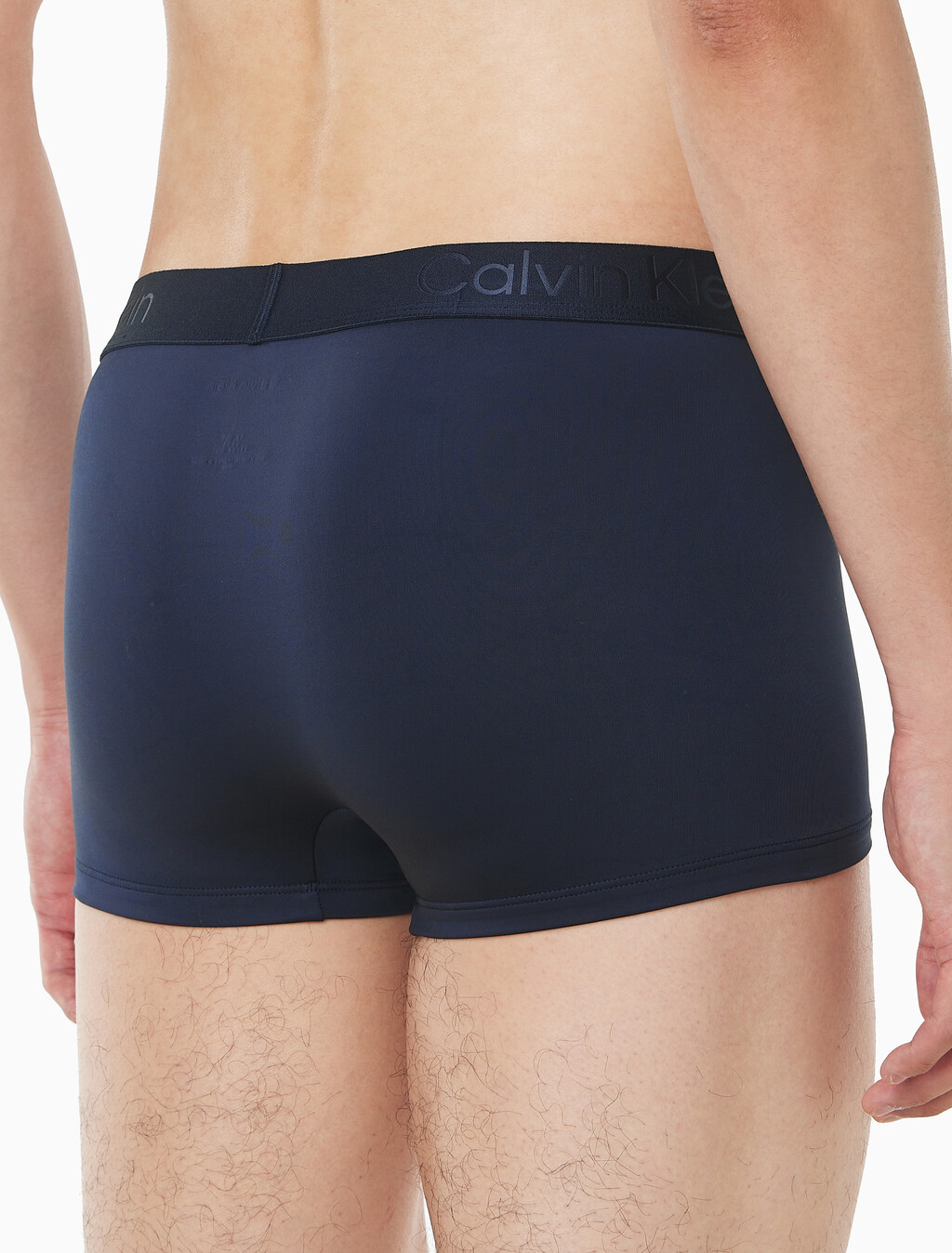 Buy 남성 CK 블랙 마이크로파이버 트렁크 in color Navy