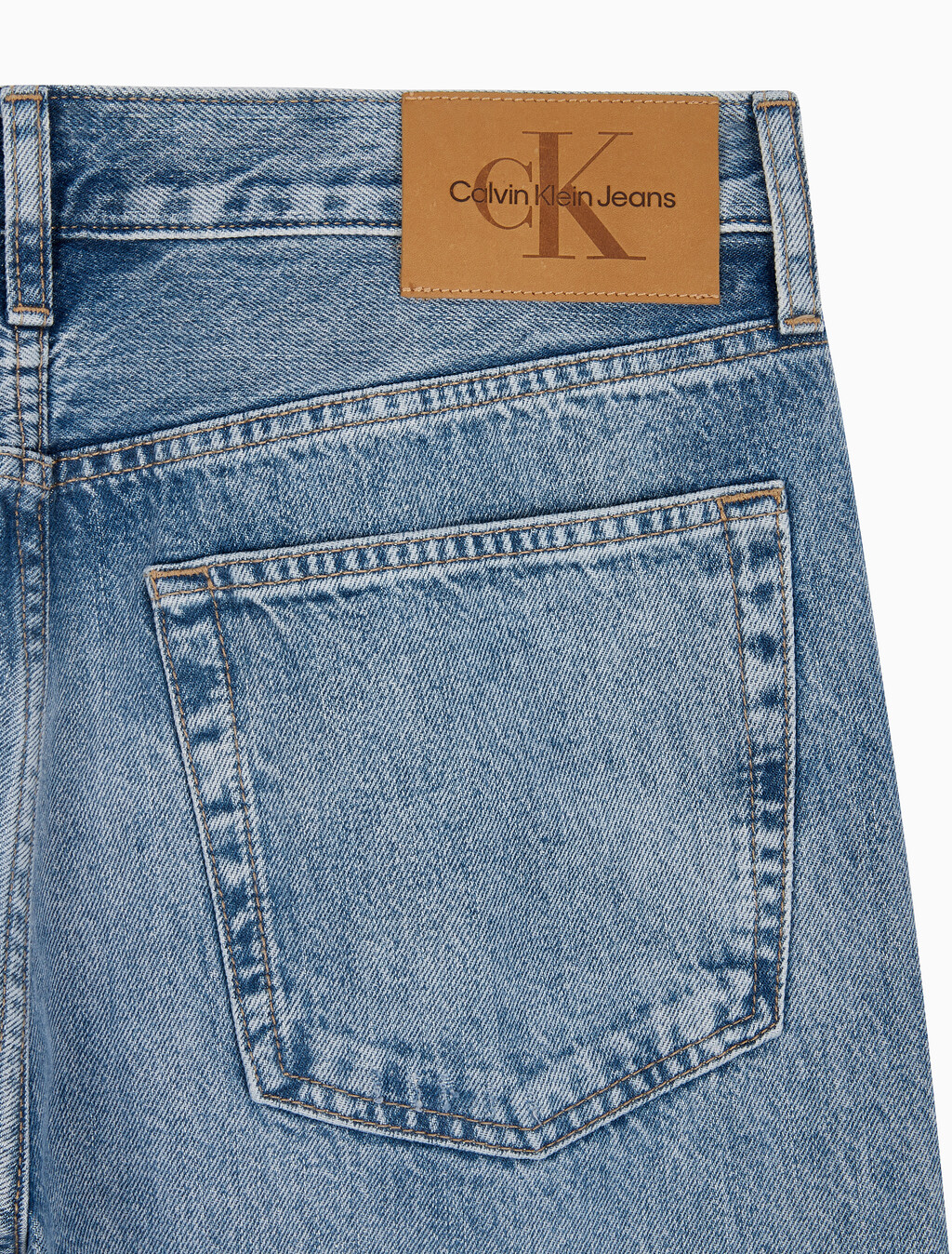 Buy 남성 스탠다드 스트레이트핏 미드블루 이탈리안 데님 in color MID BLUE BACK EMBRO