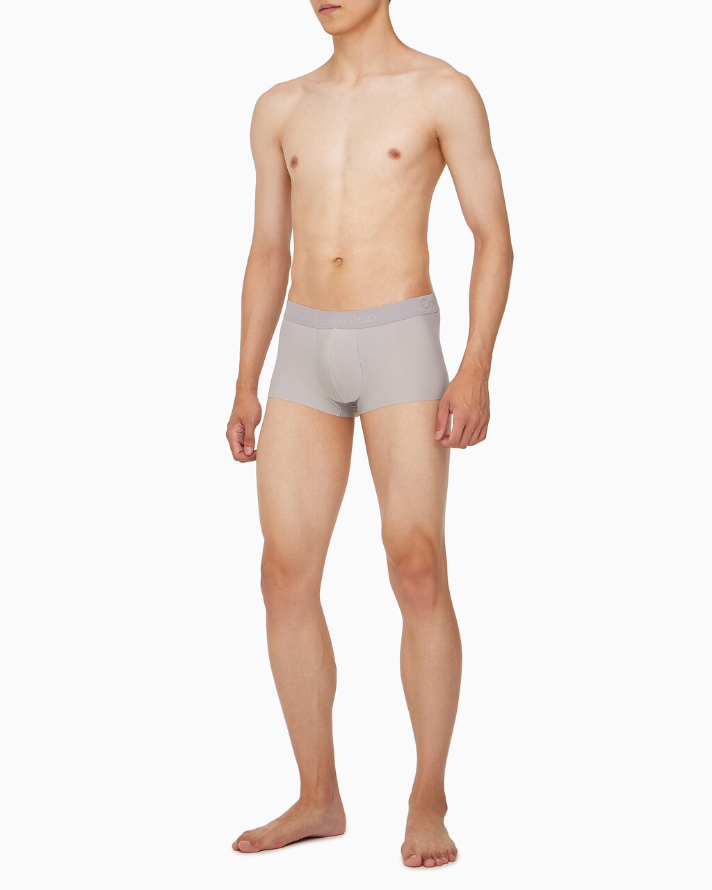 Buy 남성 CK 블랙 마이크로 싱글 로우라이즈 트렁크 in color GREY PURPLE