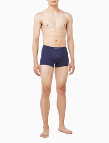 Buy 남성 CK 블랙 인비져블 트렁크 in color Dark purple